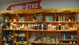 458-biocoop-auriol-bioestella-magasin-bio-bien-etre-cosmetique-complement-alimentaire.webp