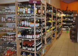 458-biocoop-auriol-bioestella-magasin-bio-cave-vin-spiritueux-aperitif.webp
