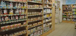 458-biocoop-auriol-bioestella-magasin-bio-maman-bebe-compote-laitage-bien-etre.webp