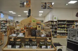 458-biocoop-auriol-bioestella-magasin-bio-olive-vrac-aperitif.webp